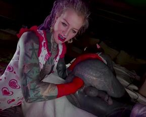 Anuskatzz joins kinky couple for wild fisting and cumshot play