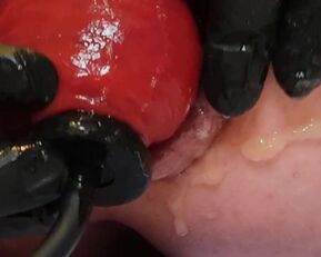 Check out this amateur babe's close-up view of her prolapsed asshole