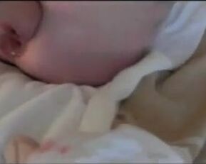 Amateur babe goes extreme with prolapse fisting