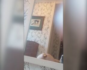 Watch this bottle-clad babe destroy her loose asshole with prolapses