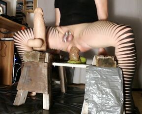 Watch this amateur BBW take a massive dildo deep in her tight ass and cum hard