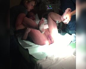 Kelly's first prolapse - a black bred amateur's amateur porn debut