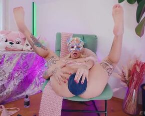 Anal toy and prolapse