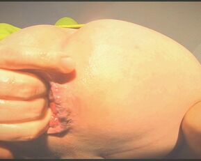 Femboy fingering inside his juicy ass