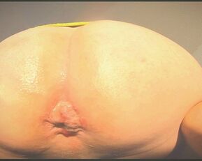 Femboy fingering inside his juicy ass